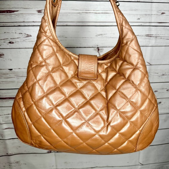 Burberry Quilted Light Brown Leather Brooke Hobo Shoulder Bag with Lock and key - Picture 6 of 16